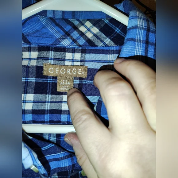 Men's Short Sleeve Plaid Shirt.. George.. Large 42-44 - Picture 2 of 5